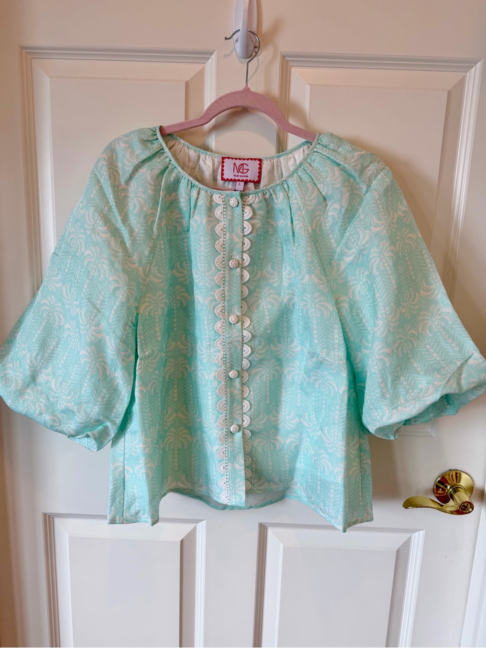 Mary George Designs Puff Sleeve Palm Tree Top!